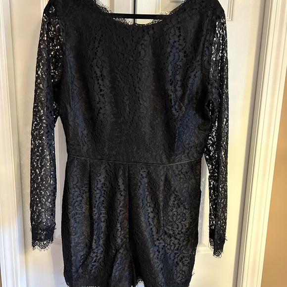BNWT black lace formal romper- size 10 - Picture 4 of 5